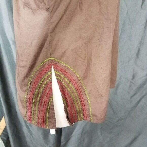 ALC At last Classics Large 3/4 Sleeve Brown Beaded Embroidered V Neck Blouse L - Picture 9 of 14